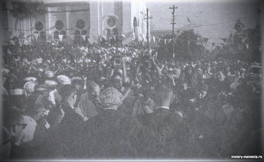 Тысячи жителей вышли 6 августа 1962 г. на улицы Кингстона, столицы Ямайки, отпраздновать обретение независимости.